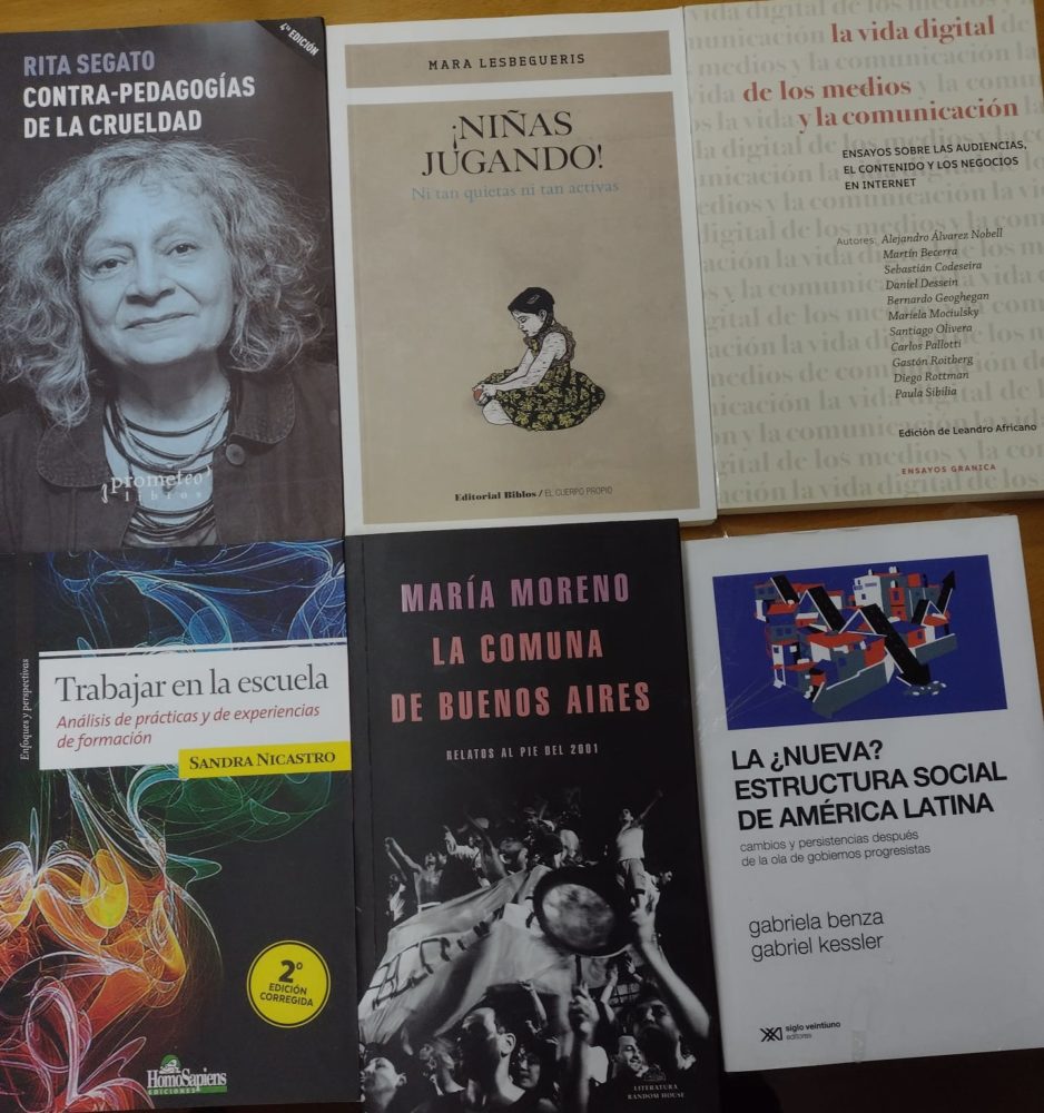 Novedades Editoriales En La Biblioteca Del ISTLyR Instituto